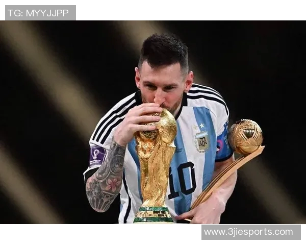 向同事分享足球明星的精彩瞬间与职业生涯成就分析