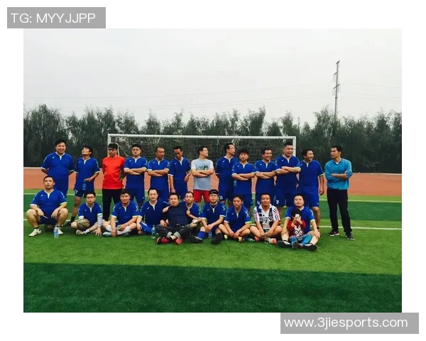 曾在新疆留下足迹的足球明星们的精彩故事与回忆